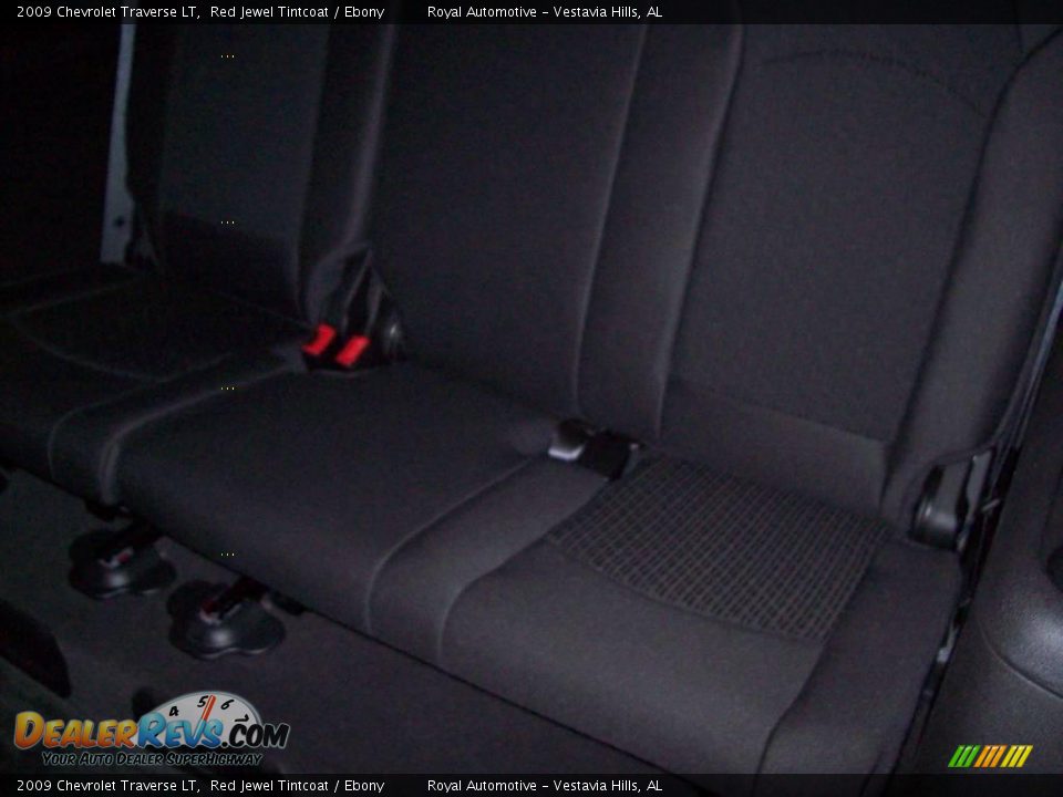 2009 Chevrolet Traverse LT Red Jewel Tintcoat / Ebony Photo #25