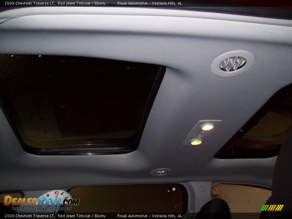 2009 Chevrolet Traverse LT Red Jewel Tintcoat / Ebony Photo #32