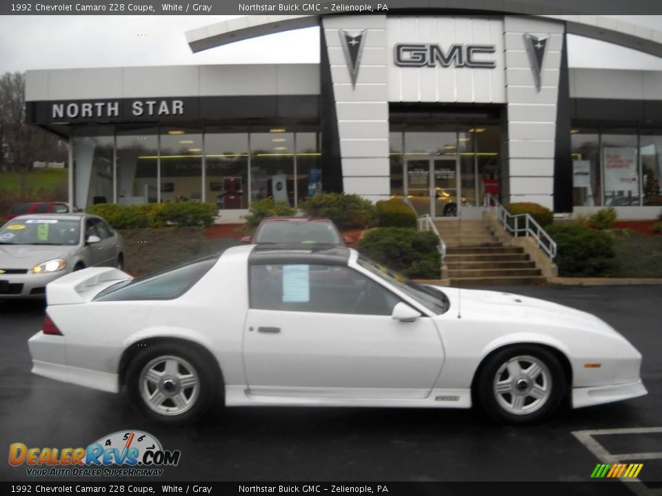 1992 Chevrolet Camaro Z28 Coupe White / Gray Photo #1
