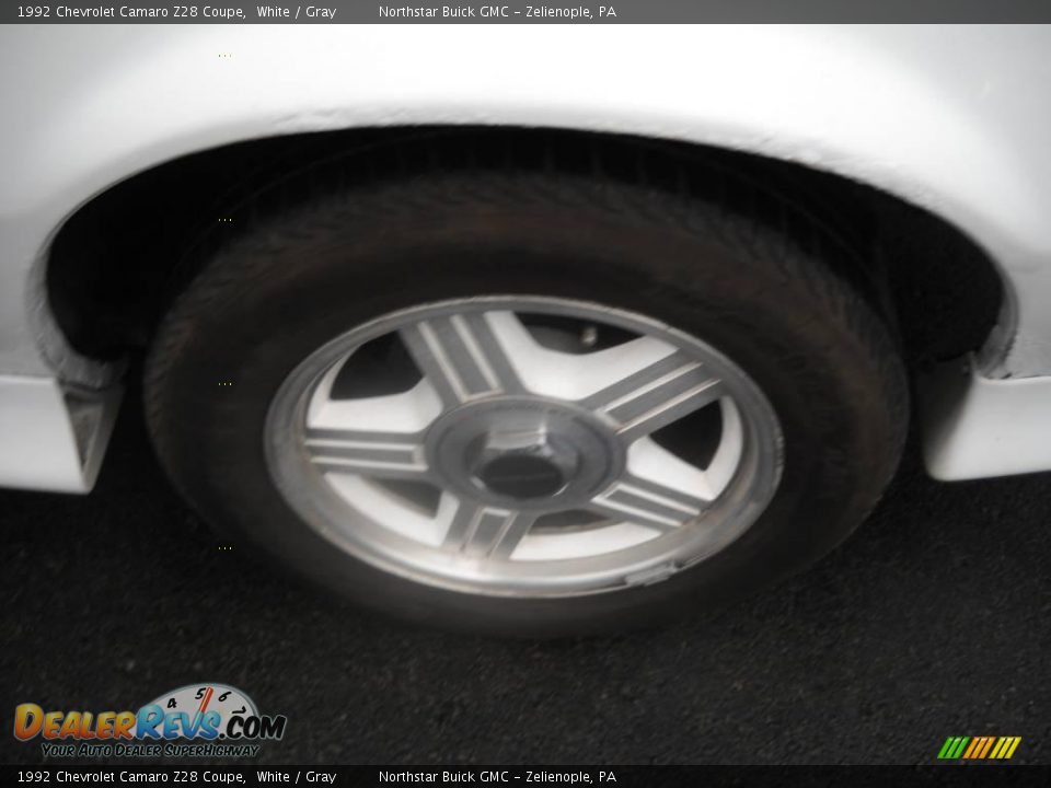 1992 Chevrolet Camaro Z28 Coupe White / Gray Photo #13