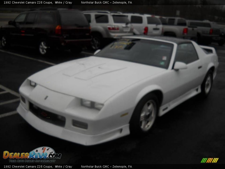 1992 Chevrolet Camaro Z28 Coupe White / Gray Photo #14