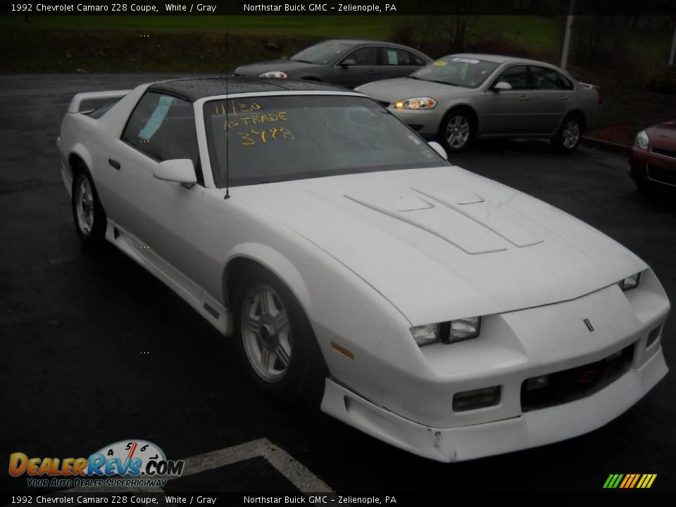 1992 Chevrolet Camaro Z28 Coupe White / Gray Photo #16