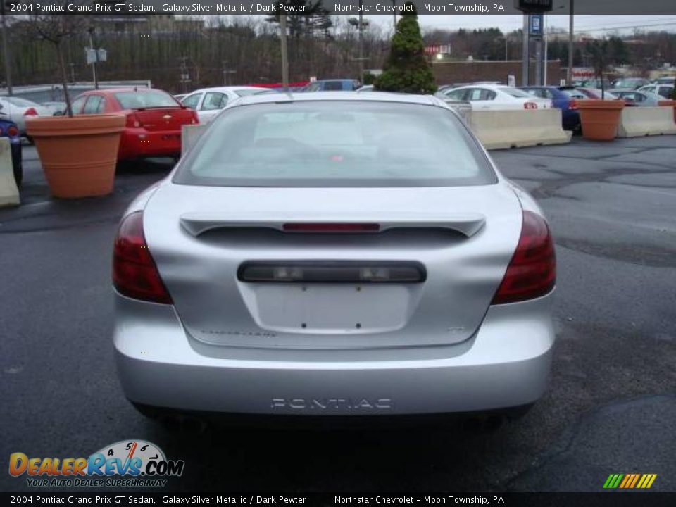 2004 Pontiac Grand Prix GT Sedan Galaxy Silver Metallic / Dark Pewter Photo #4