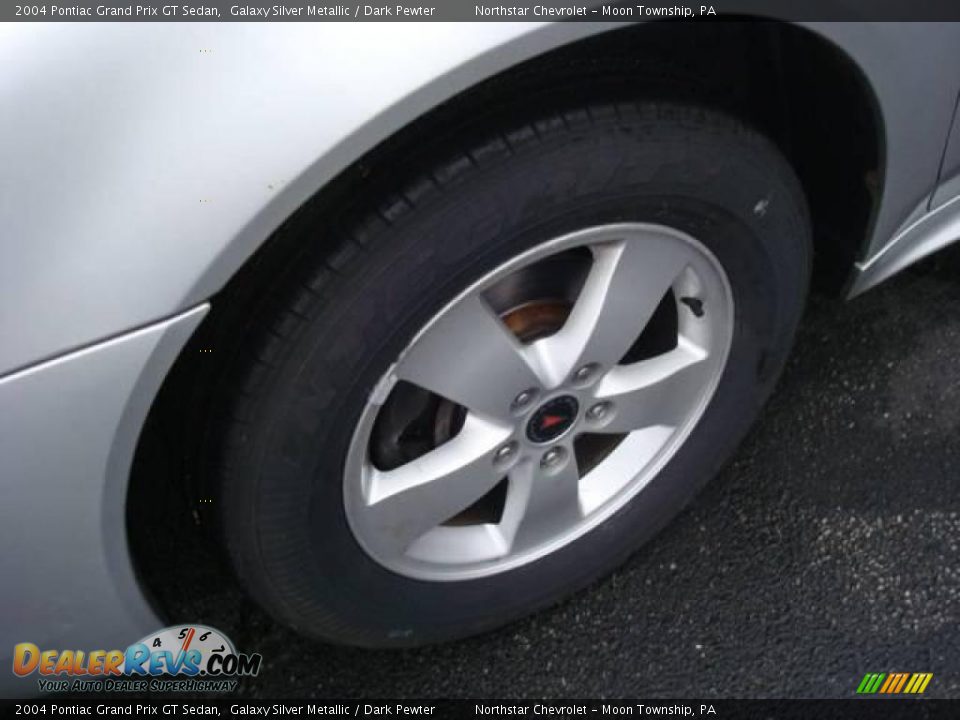 2004 Pontiac Grand Prix GT Sedan Galaxy Silver Metallic / Dark Pewter Photo #9