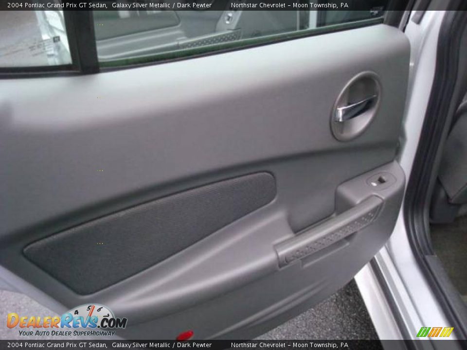 2004 Pontiac Grand Prix GT Sedan Galaxy Silver Metallic / Dark Pewter Photo #13