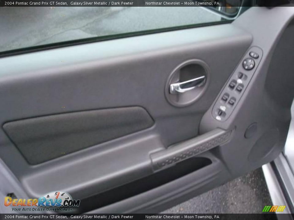 2004 Pontiac Grand Prix GT Sedan Galaxy Silver Metallic / Dark Pewter Photo #14