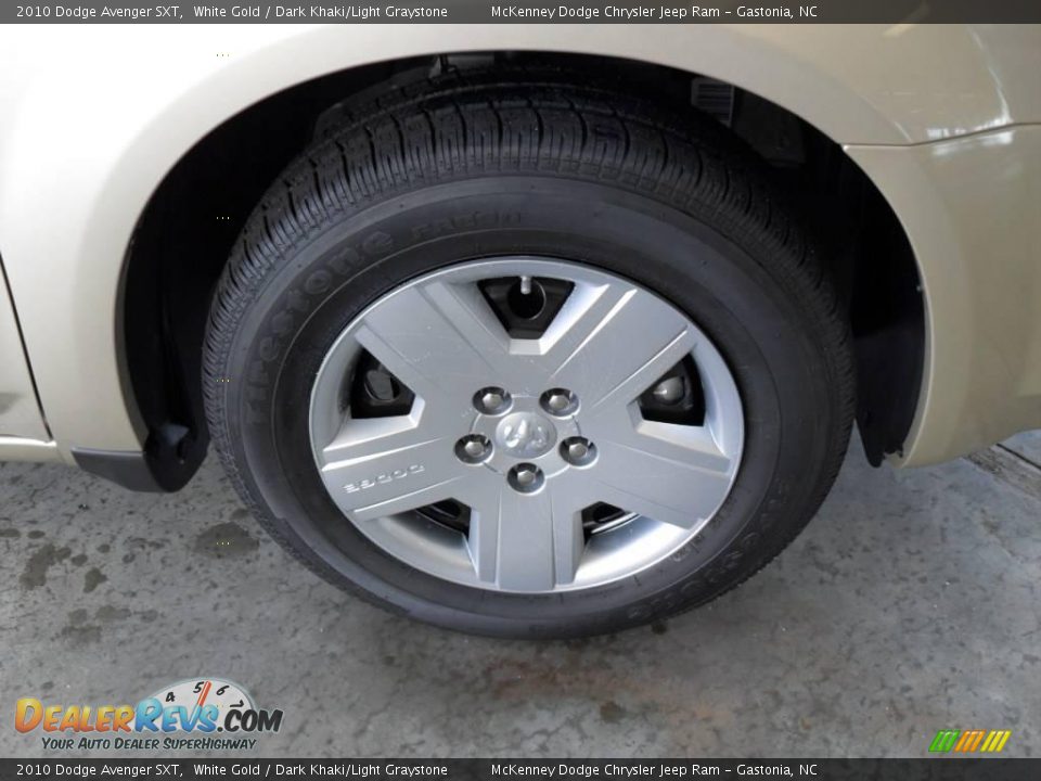 2010 Dodge Avenger SXT White Gold / Dark Khaki/Light Graystone Photo #16