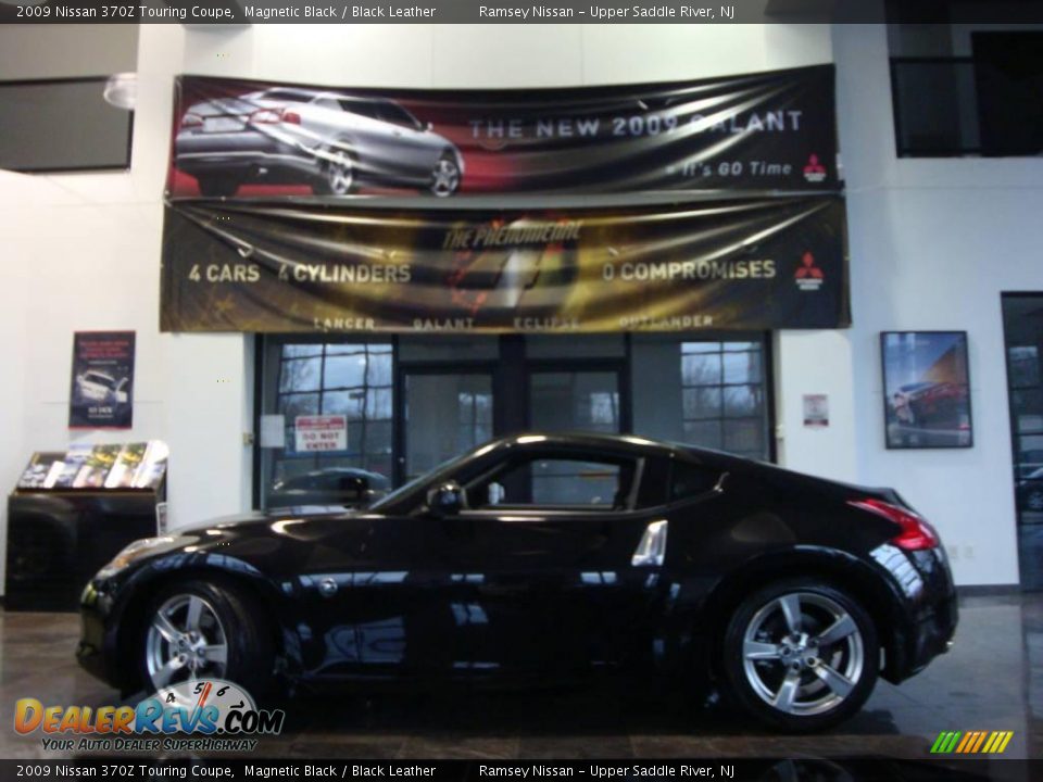 2009 Nissan 370Z Touring Coupe Magnetic Black / Black Leather Photo #5