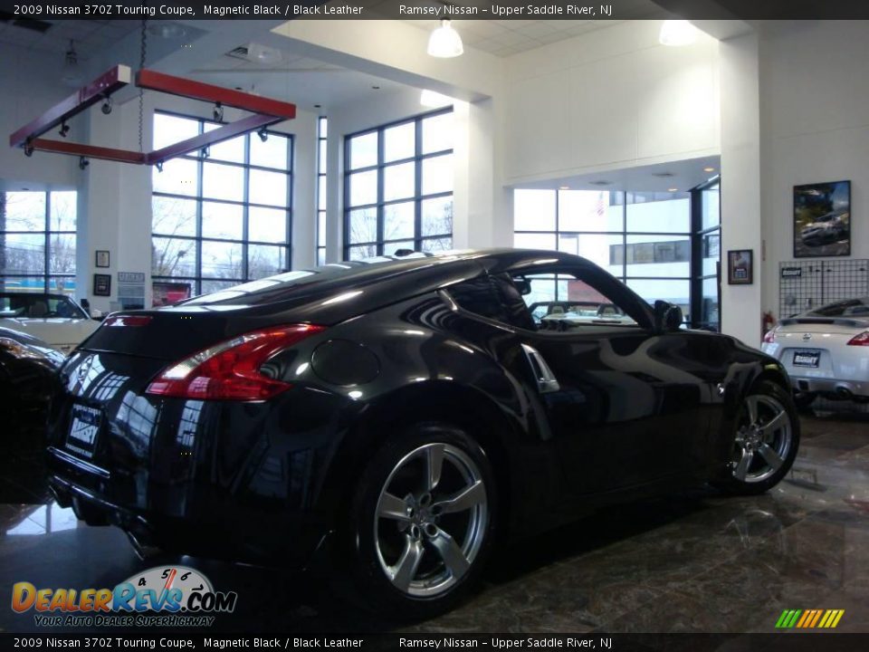 2009 Nissan 370Z Touring Coupe Magnetic Black / Black Leather Photo #10