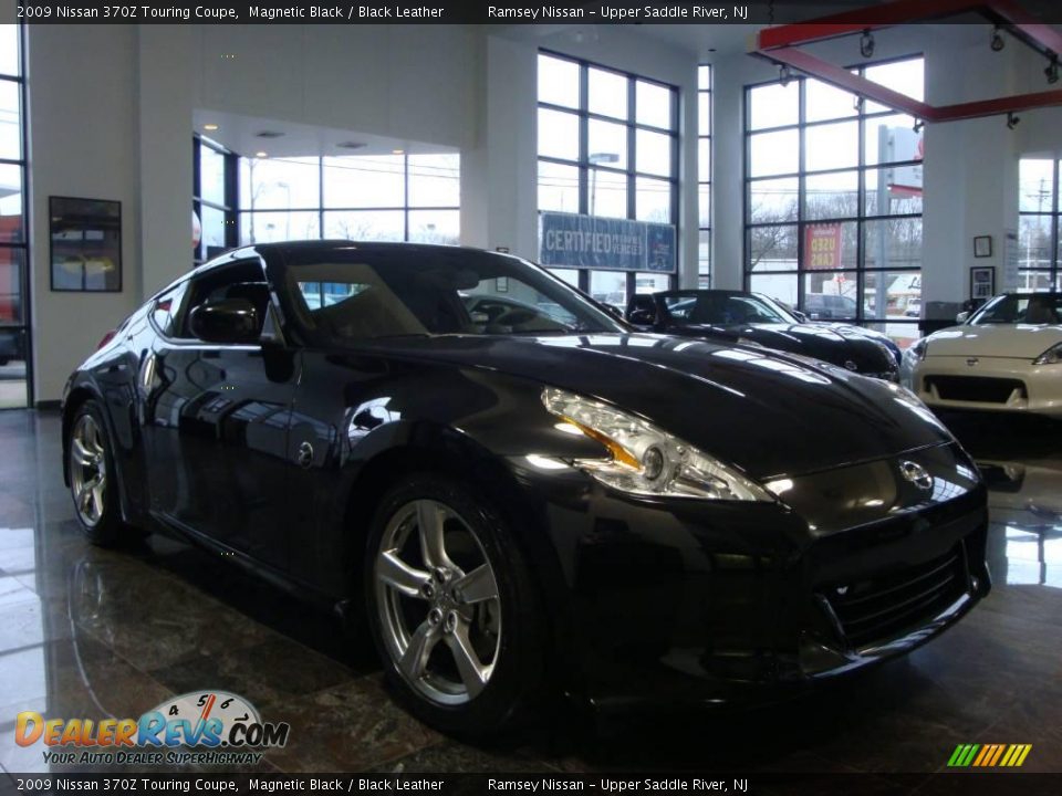 2009 Nissan 370Z Touring Coupe Magnetic Black / Black Leather Photo #12