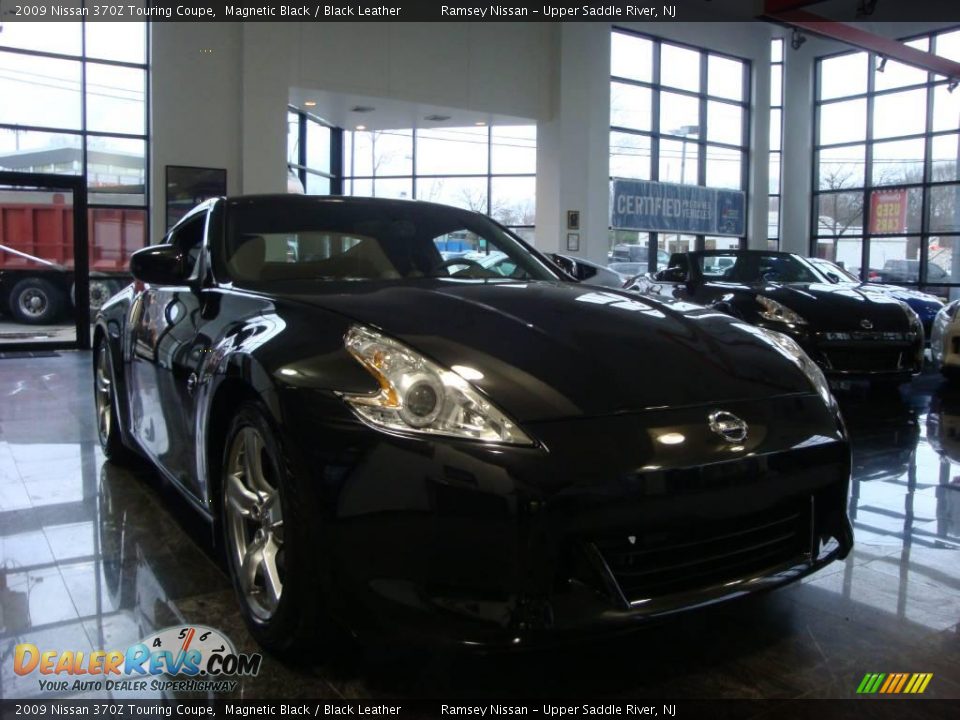 2009 Nissan 370Z Touring Coupe Magnetic Black / Black Leather Photo #13