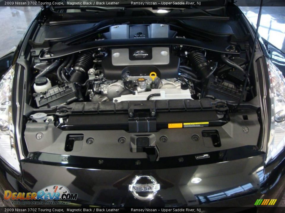 2009 Nissan 370Z Touring Coupe Magnetic Black / Black Leather Photo #26