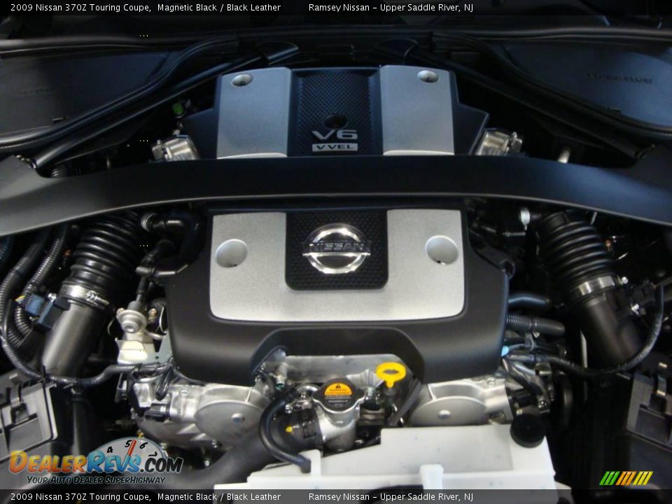 2009 Nissan 370Z Touring Coupe Magnetic Black / Black Leather Photo #27