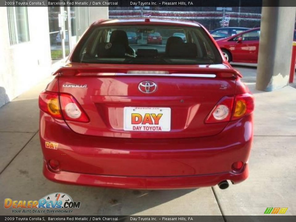 2009 Toyota Corolla S Barcelona Red Metallic / Dark Charcoal Photo #3