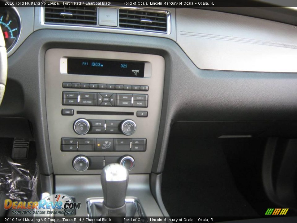2010 Ford Mustang V6 Coupe Torch Red / Charcoal Black Photo #20