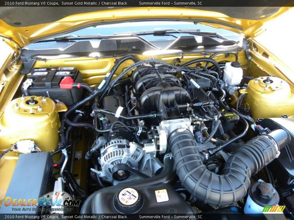 2010 Ford Mustang V6 Coupe Sunset Gold Metallic / Charcoal Black Photo #13