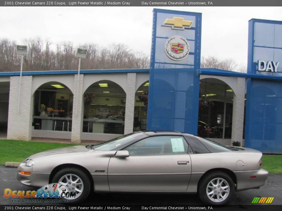 2001 Chevrolet Camaro Z28 Coupe Light Pewter Metallic / Medium Gray Photo #2