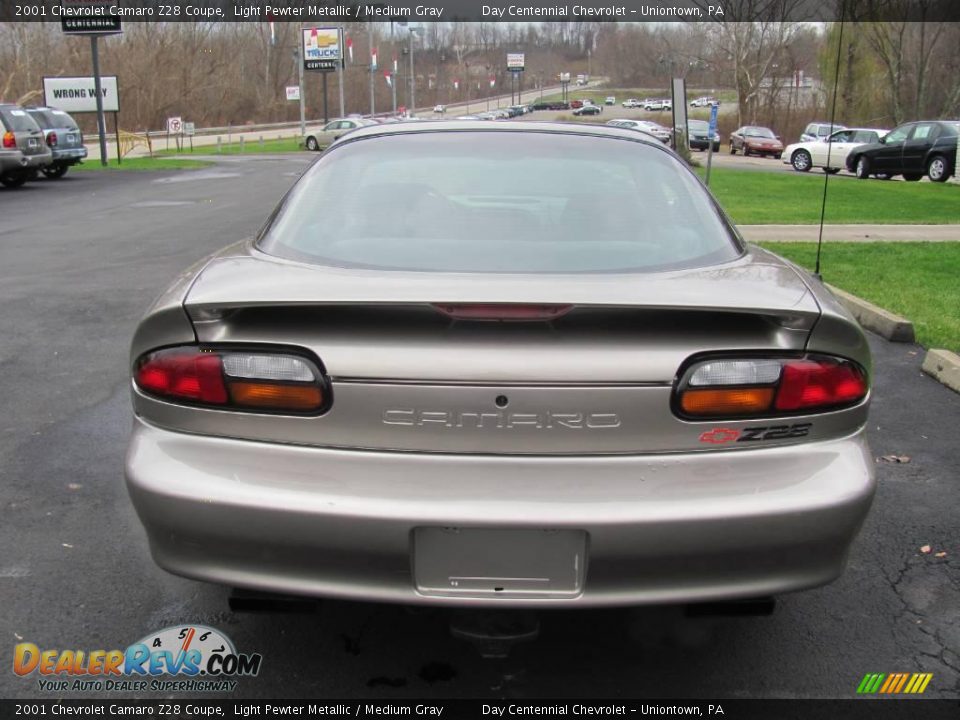 2001 Chevrolet Camaro Z28 Coupe Light Pewter Metallic / Medium Gray Photo #3