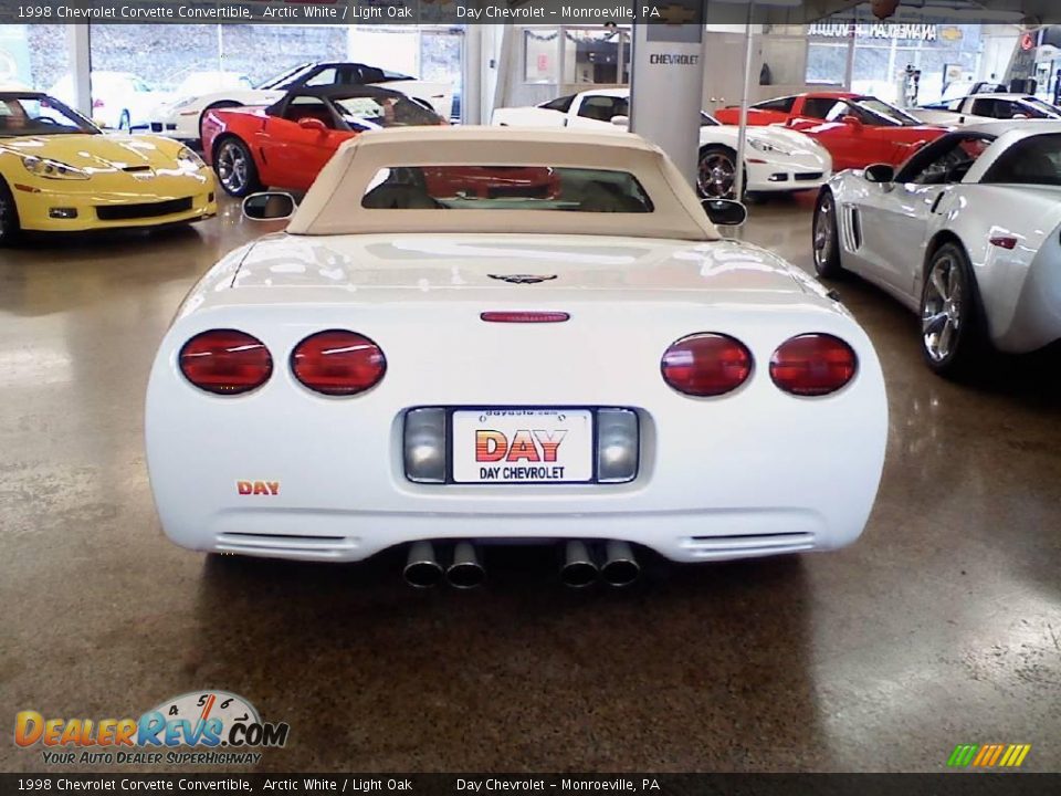 1998 Chevrolet Corvette Convertible Arctic White / Light Oak Photo #5