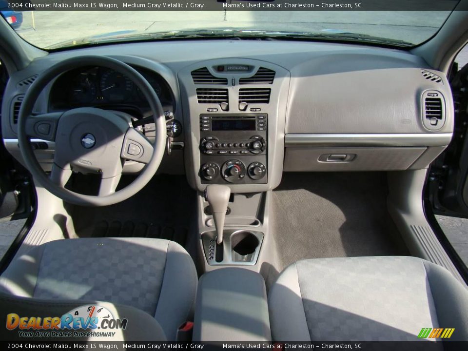 2004 Chevrolet Malibu Maxx LS Wagon Medium Gray Metallic / Gray Photo #15