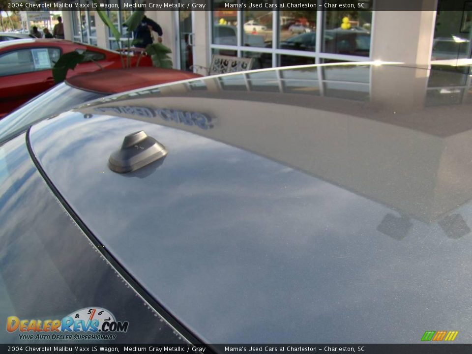 2004 Chevrolet Malibu Maxx LS Wagon Medium Gray Metallic / Gray Photo #31
