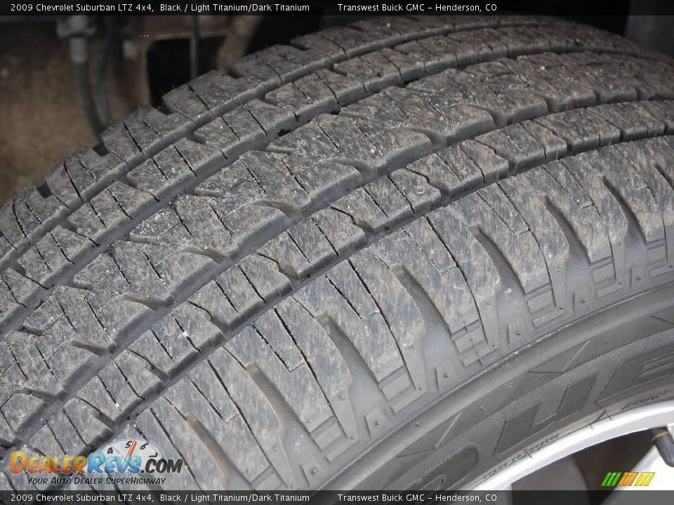 2009 Chevrolet Suburban LTZ 4x4 Black / Light Titanium/Dark Titanium Photo #10