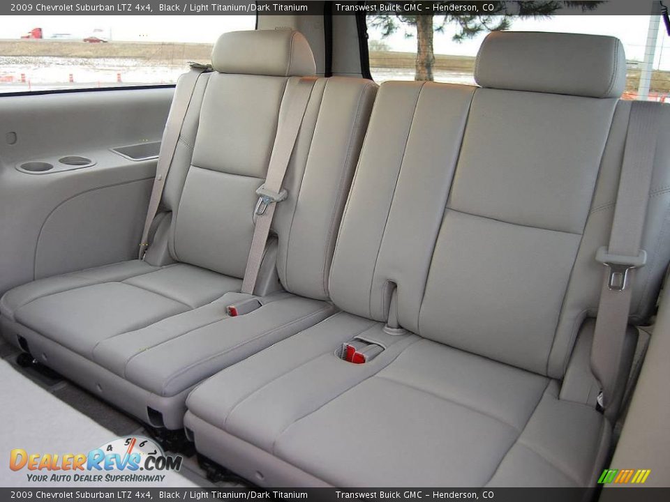 2009 Chevrolet Suburban LTZ 4x4 Black / Light Titanium/Dark Titanium Photo #16
