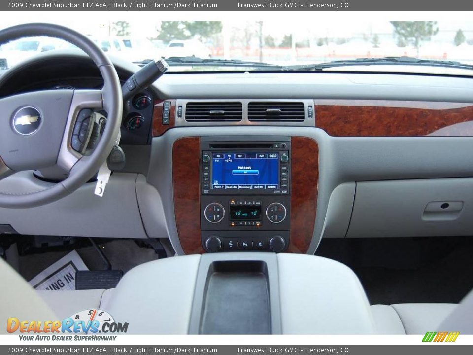 2009 Chevrolet Suburban LTZ 4x4 Black / Light Titanium/Dark Titanium Photo #21