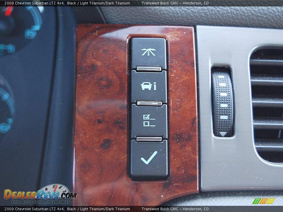 2009 Chevrolet Suburban LTZ 4x4 Black / Light Titanium/Dark Titanium Photo #26