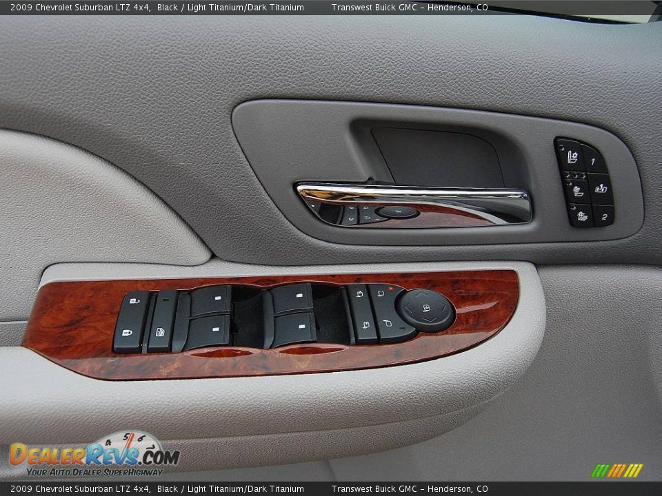 2009 Chevrolet Suburban LTZ 4x4 Black / Light Titanium/Dark Titanium Photo #29