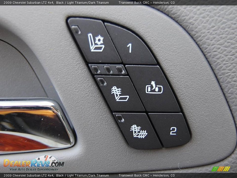 2009 Chevrolet Suburban LTZ 4x4 Black / Light Titanium/Dark Titanium Photo #30
