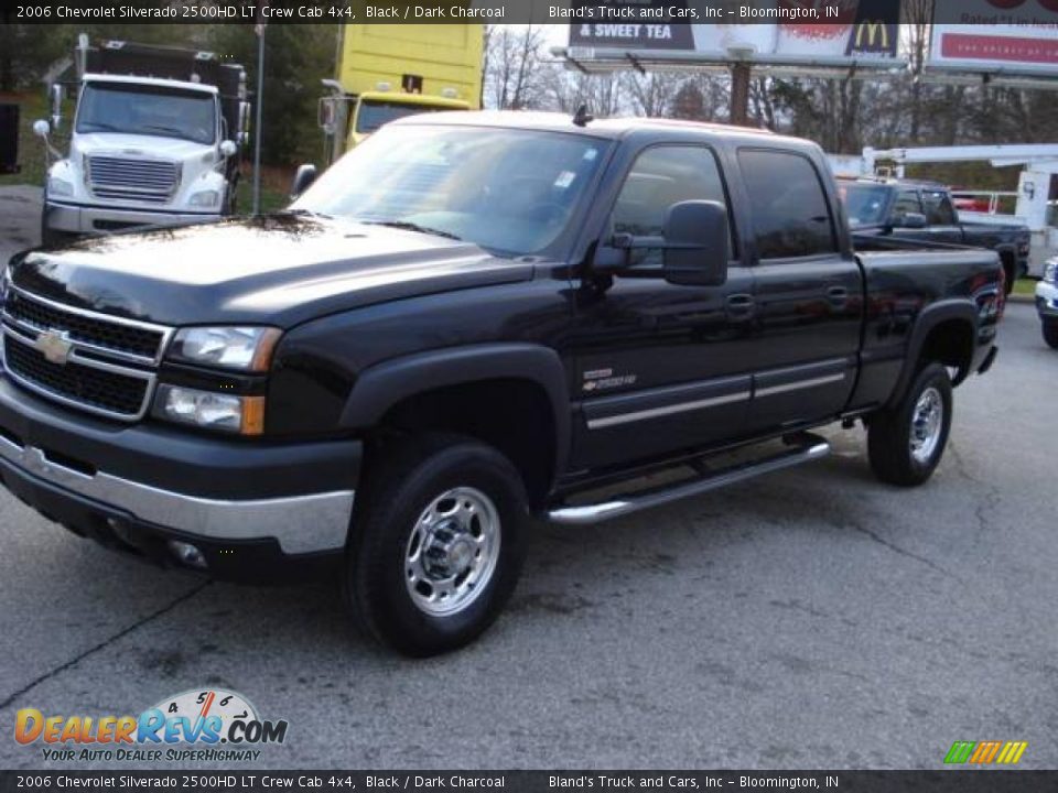 2006 Chevrolet Silverado 2500HD LT Crew Cab 4x4 Black / Dark Charcoal Photo #6
