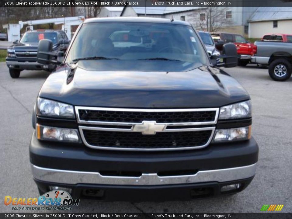 2006 Chevrolet Silverado 2500HD LT Crew Cab 4x4 Black / Dark Charcoal Photo #9