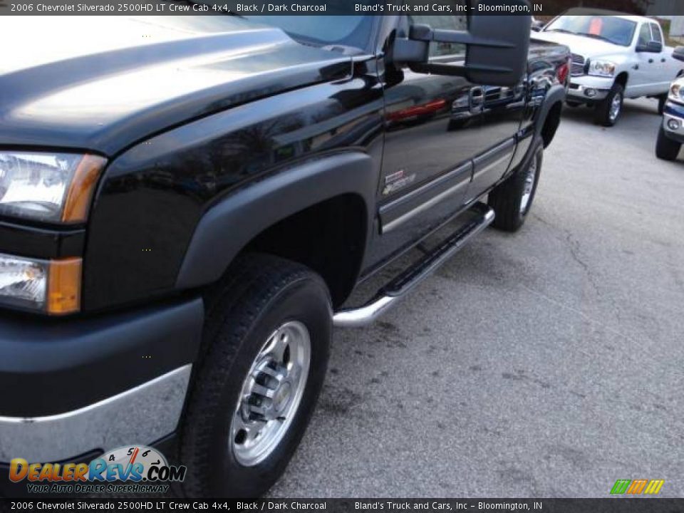 2006 Chevrolet Silverado 2500HD LT Crew Cab 4x4 Black / Dark Charcoal Photo #10