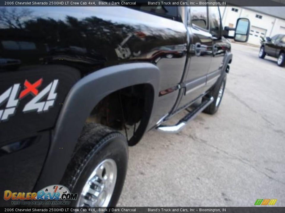 2006 Chevrolet Silverado 2500HD LT Crew Cab 4x4 Black / Dark Charcoal Photo #15