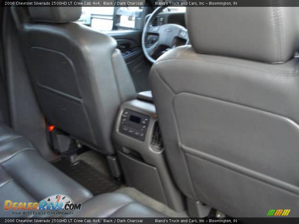 2006 Chevrolet Silverado 2500HD LT Crew Cab 4x4 Black / Dark Charcoal Photo #36