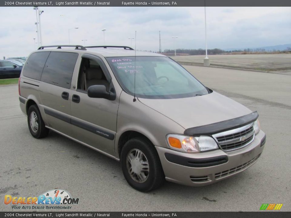 2004 Chevrolet Venture LT Light Sandrift Metallic / Neutral Photo #4