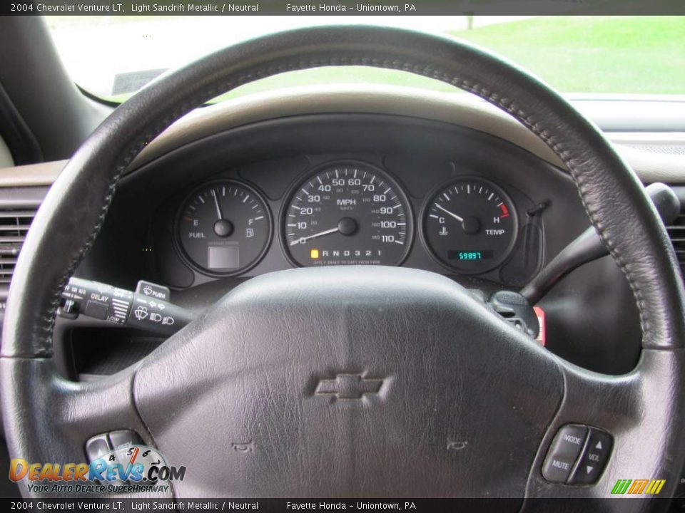 2004 Chevrolet Venture LT Light Sandrift Metallic / Neutral Photo #17