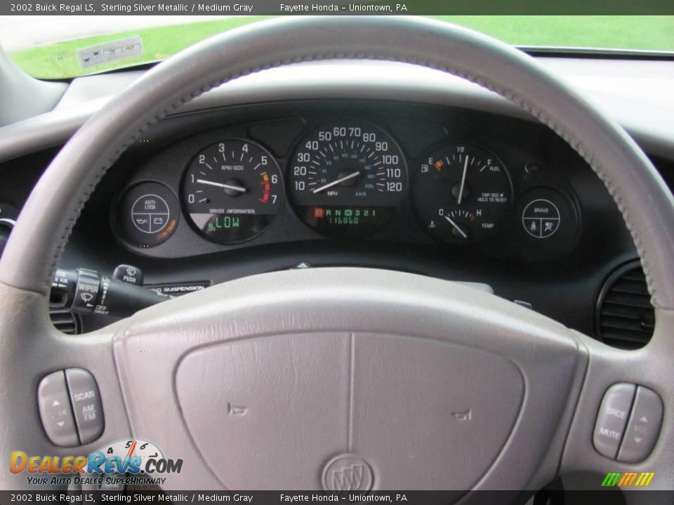 2002 Buick Regal LS Sterling Silver Metallic / Medium Gray Photo #17