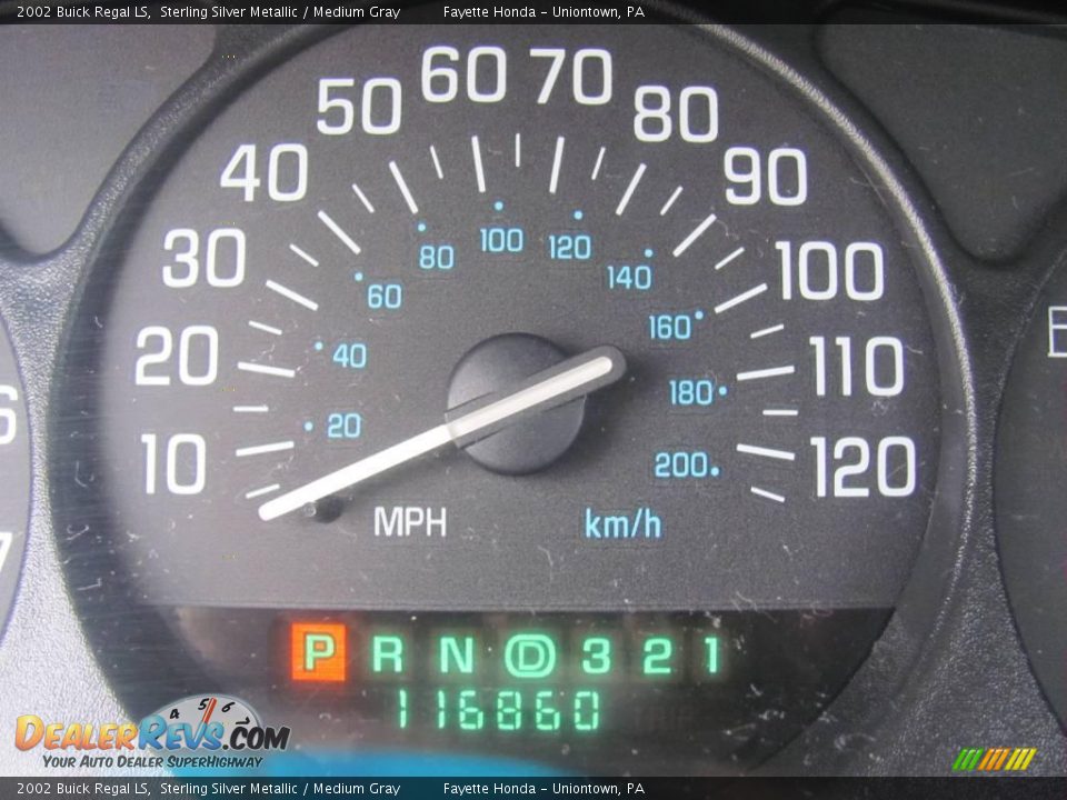 2002 Buick Regal LS Sterling Silver Metallic / Medium Gray Photo #20