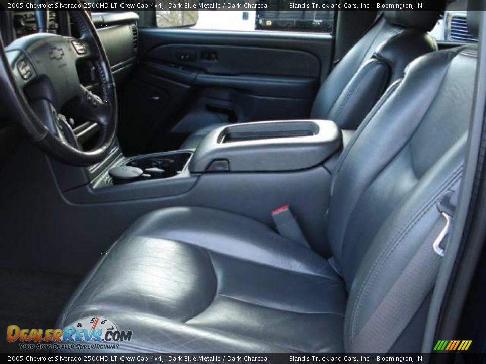 2005 Chevrolet Silverado 2500HD LT Crew Cab 4x4 Dark Blue Metallic / Dark Charcoal Photo #4