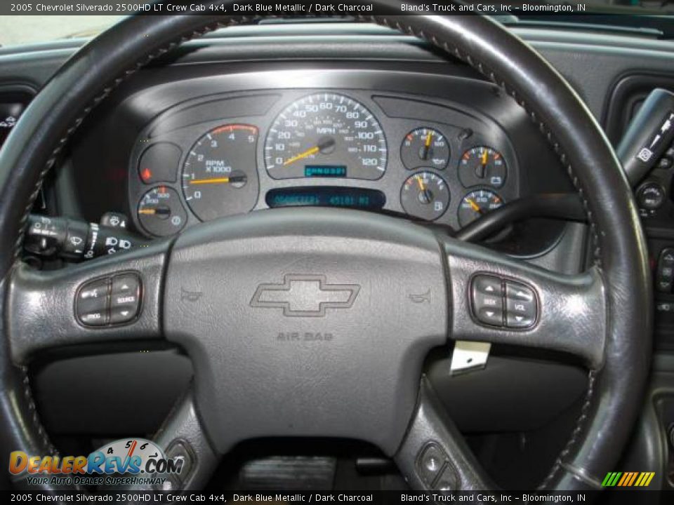 2005 Chevrolet Silverado 2500HD LT Crew Cab 4x4 Dark Blue Metallic / Dark Charcoal Photo #24