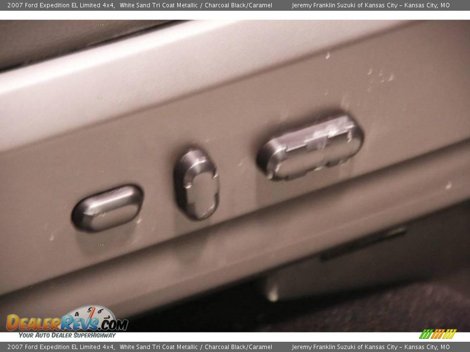 2007 Ford Expedition EL Limited 4x4 White Sand Tri Coat Metallic / Charcoal Black/Caramel Photo #8