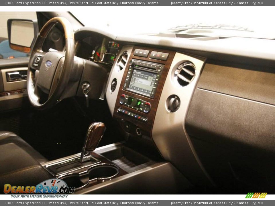 2007 Ford Expedition EL Limited 4x4 White Sand Tri Coat Metallic / Charcoal Black/Caramel Photo #10