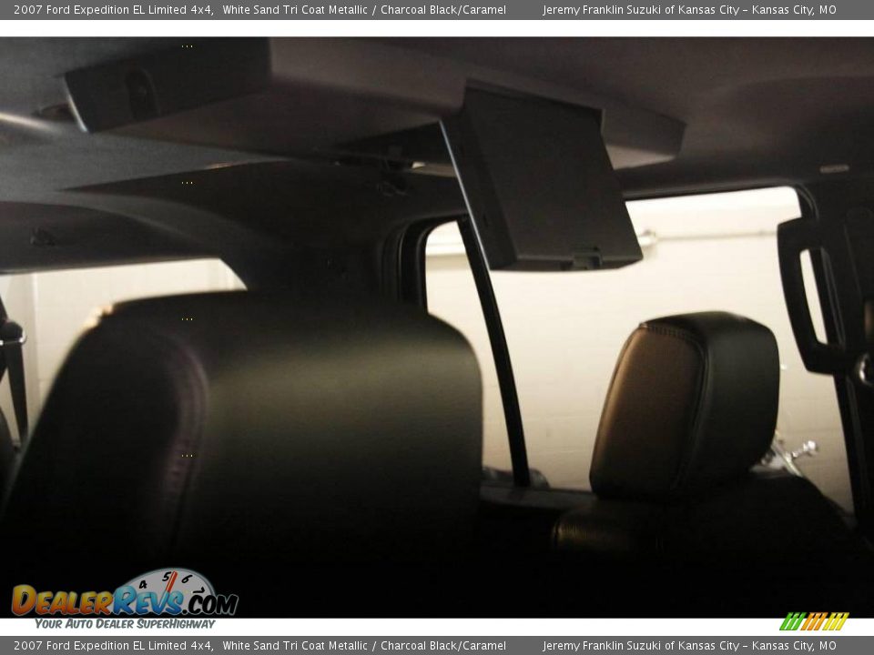 2007 Ford Expedition EL Limited 4x4 White Sand Tri Coat Metallic / Charcoal Black/Caramel Photo #11