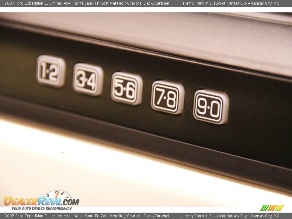 2007 Ford Expedition EL Limited 4x4 White Sand Tri Coat Metallic / Charcoal Black/Caramel Photo #13
