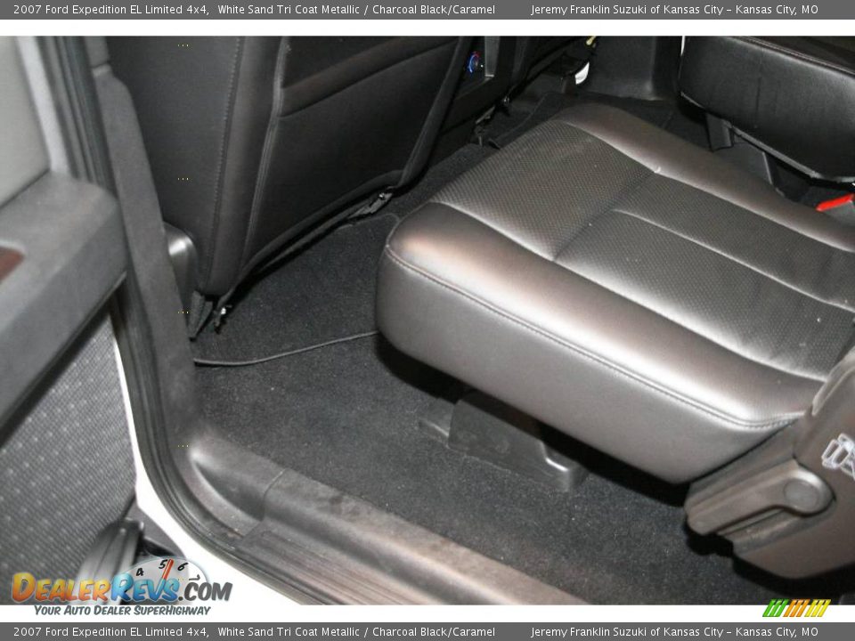 2007 Ford Expedition EL Limited 4x4 White Sand Tri Coat Metallic / Charcoal Black/Caramel Photo #26