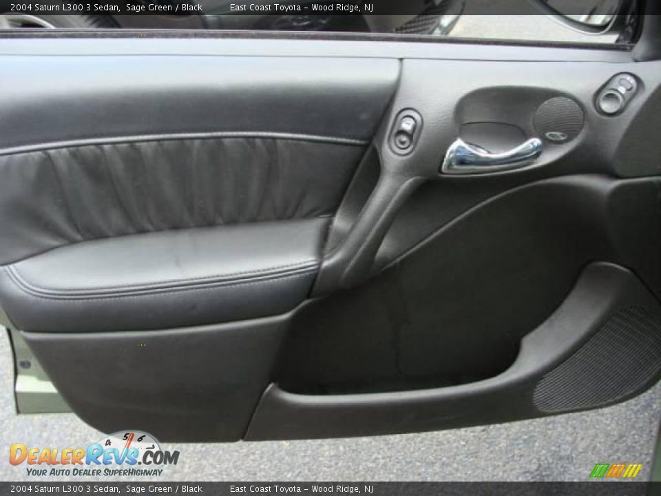 2004 Saturn L300 3 Sedan Sage Green / Black Photo #6