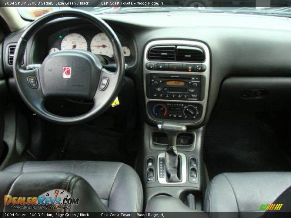 2004 Saturn L300 3 Sedan Sage Green / Black Photo #9