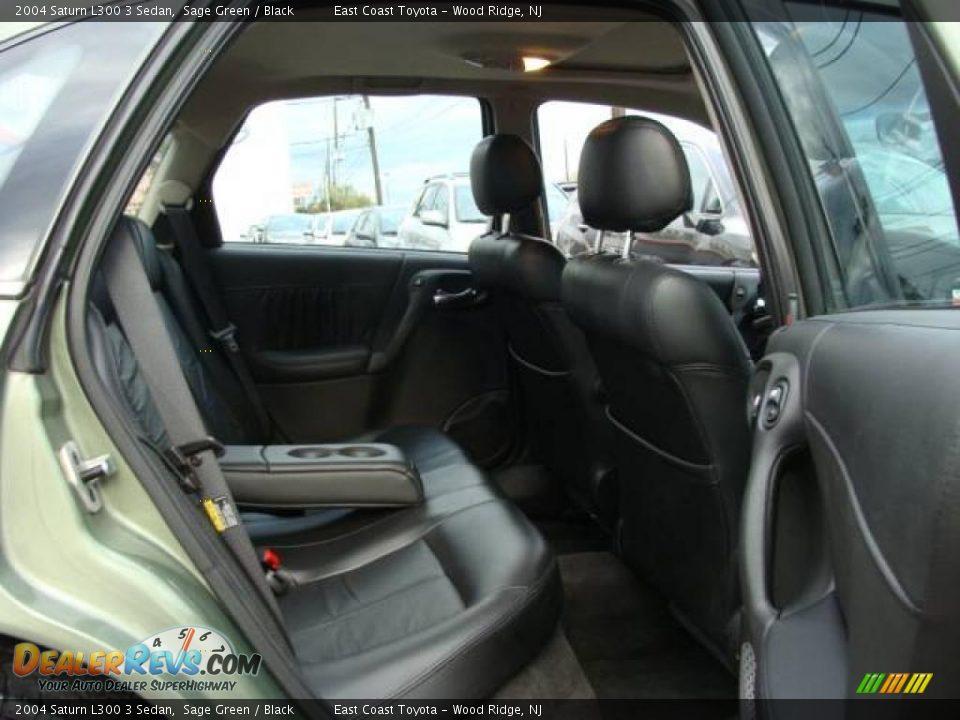 2004 Saturn L300 3 Sedan Sage Green / Black Photo #11
